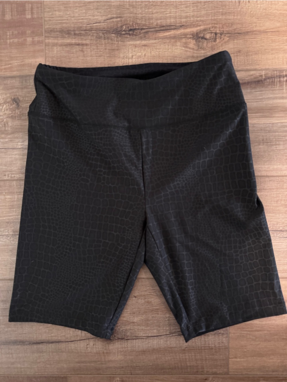 wild fable Black snakeskin Textured Bike Shorts